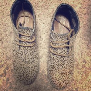 TOMS wedge cheetah print